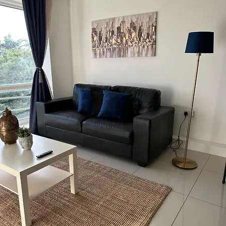 3 Bed Cozy - Next To Leeds Centre &