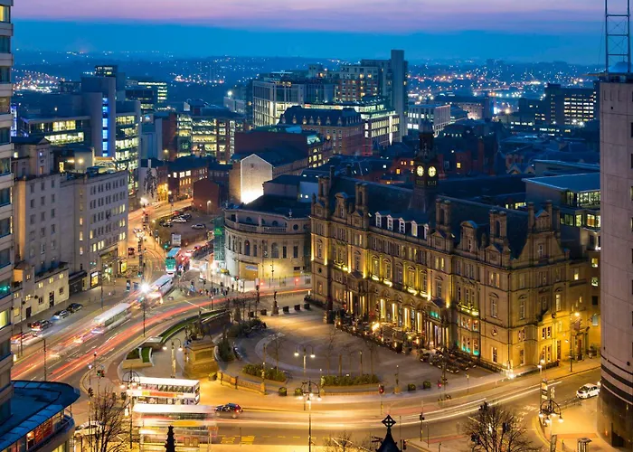 3 Bed Cozy - Next To Leeds Centre &