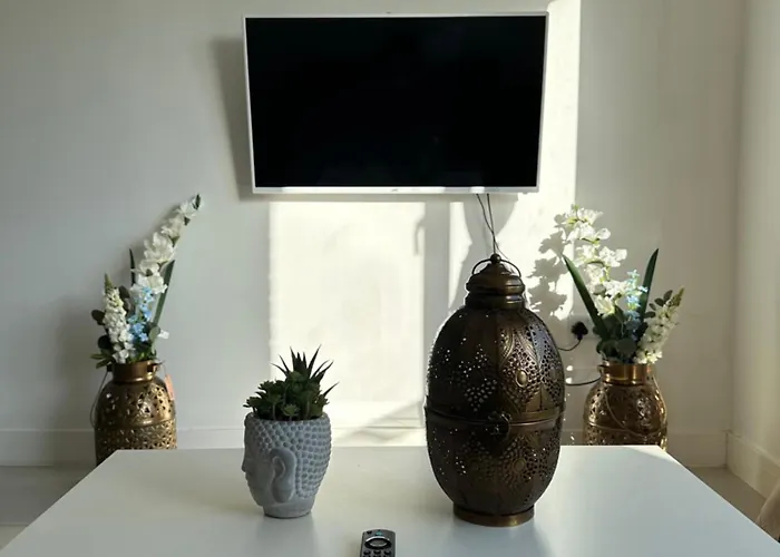 Apartment 3 Bed Cozy - Next To Leeds Centre & Leeds (West Yorkshire)